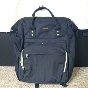 Lovevook Charging Black Backpack with Structured Design and Durable Fabric